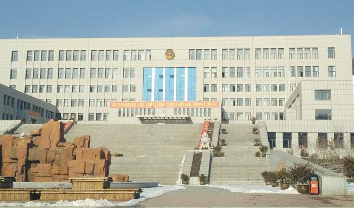 Erotika tola Rus porno xotini erini tutdi va qoshildi