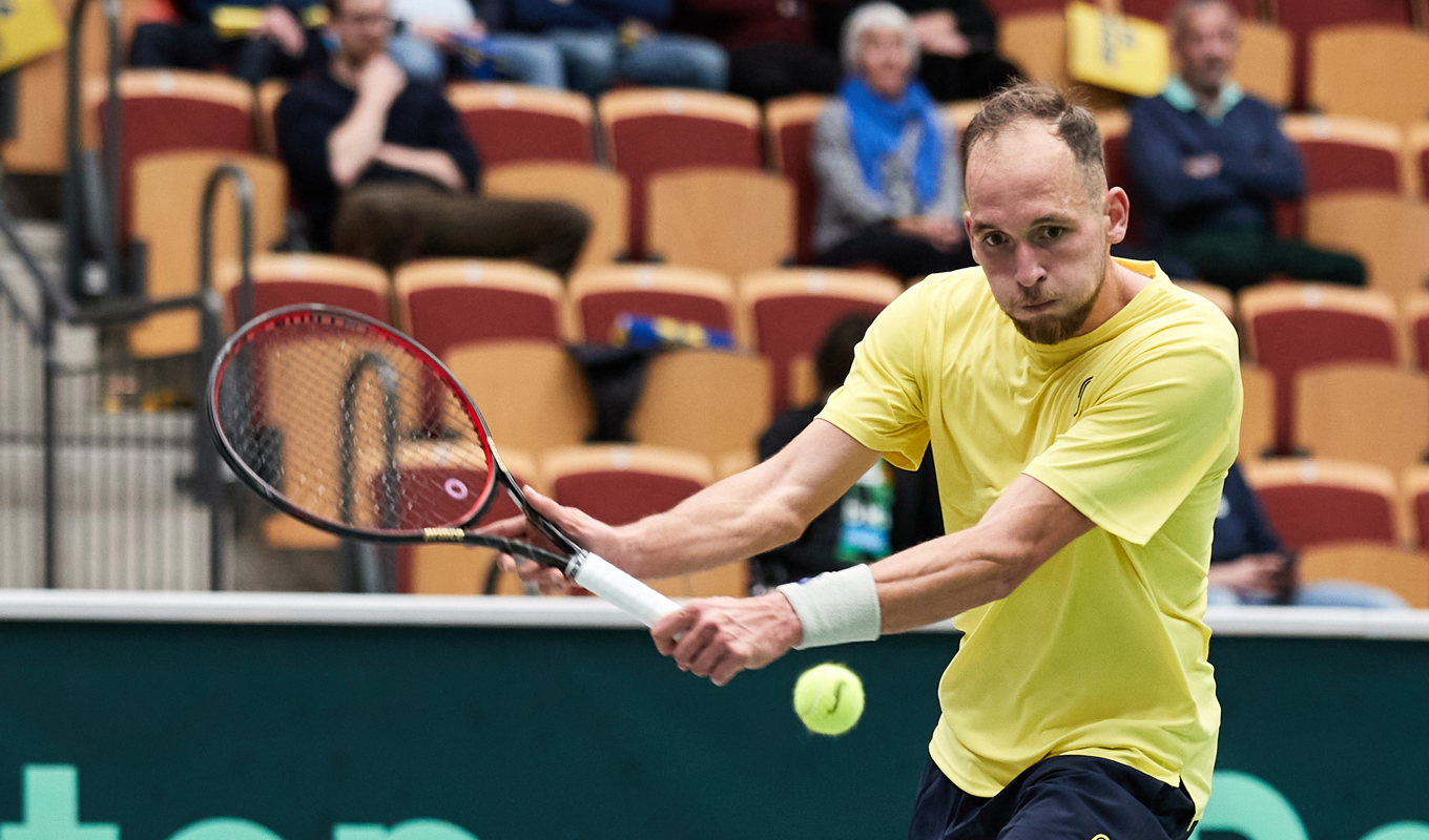 Dragos Madaras debuterade i Davis Cup förra året och Sverigetrean var uttagen i laget som om några veckor spelar DC-finalens gruppspel. Foto: Anders Bjurö/TT