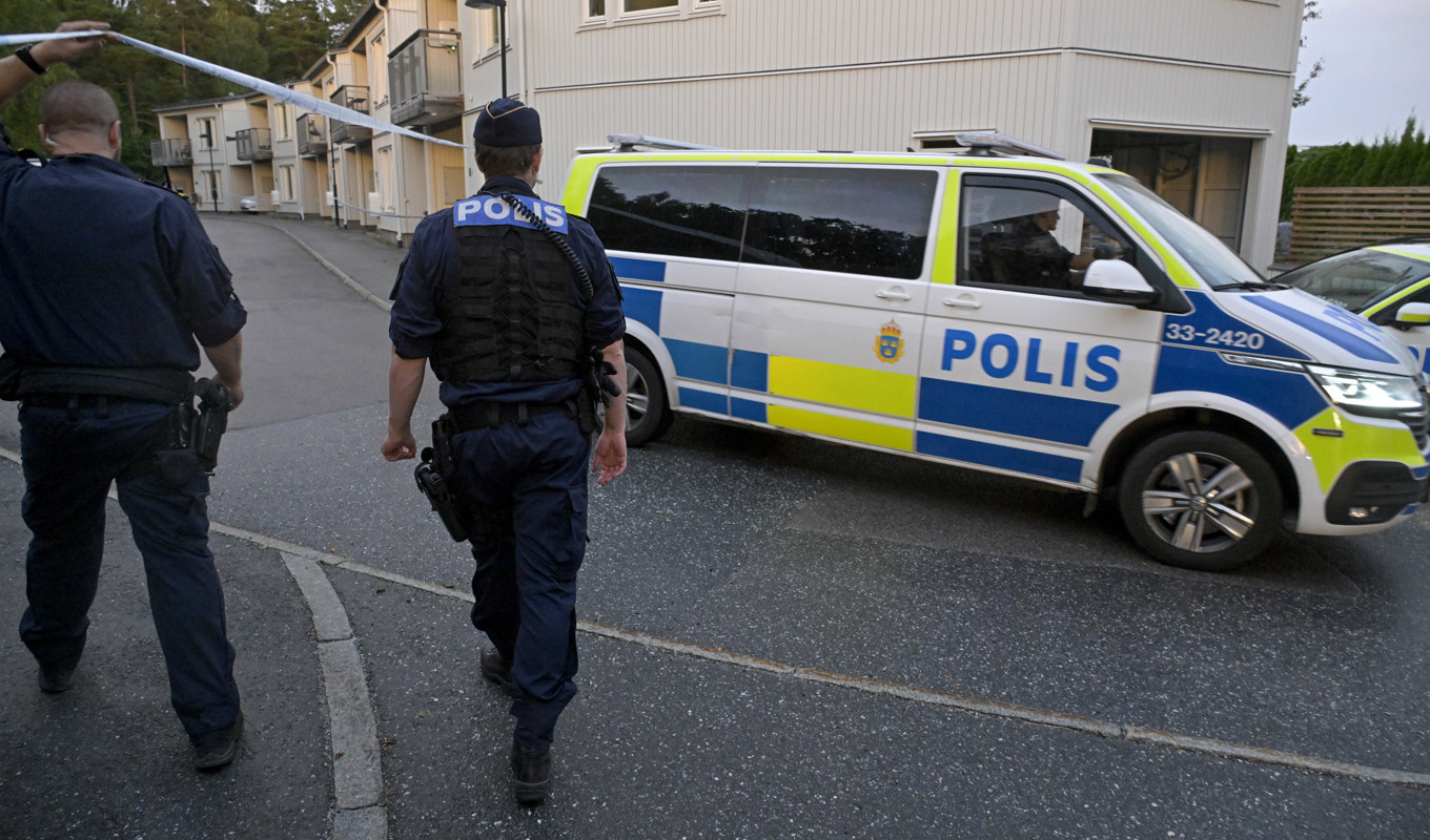 Man Död Efter Skjutning I Sollentuna