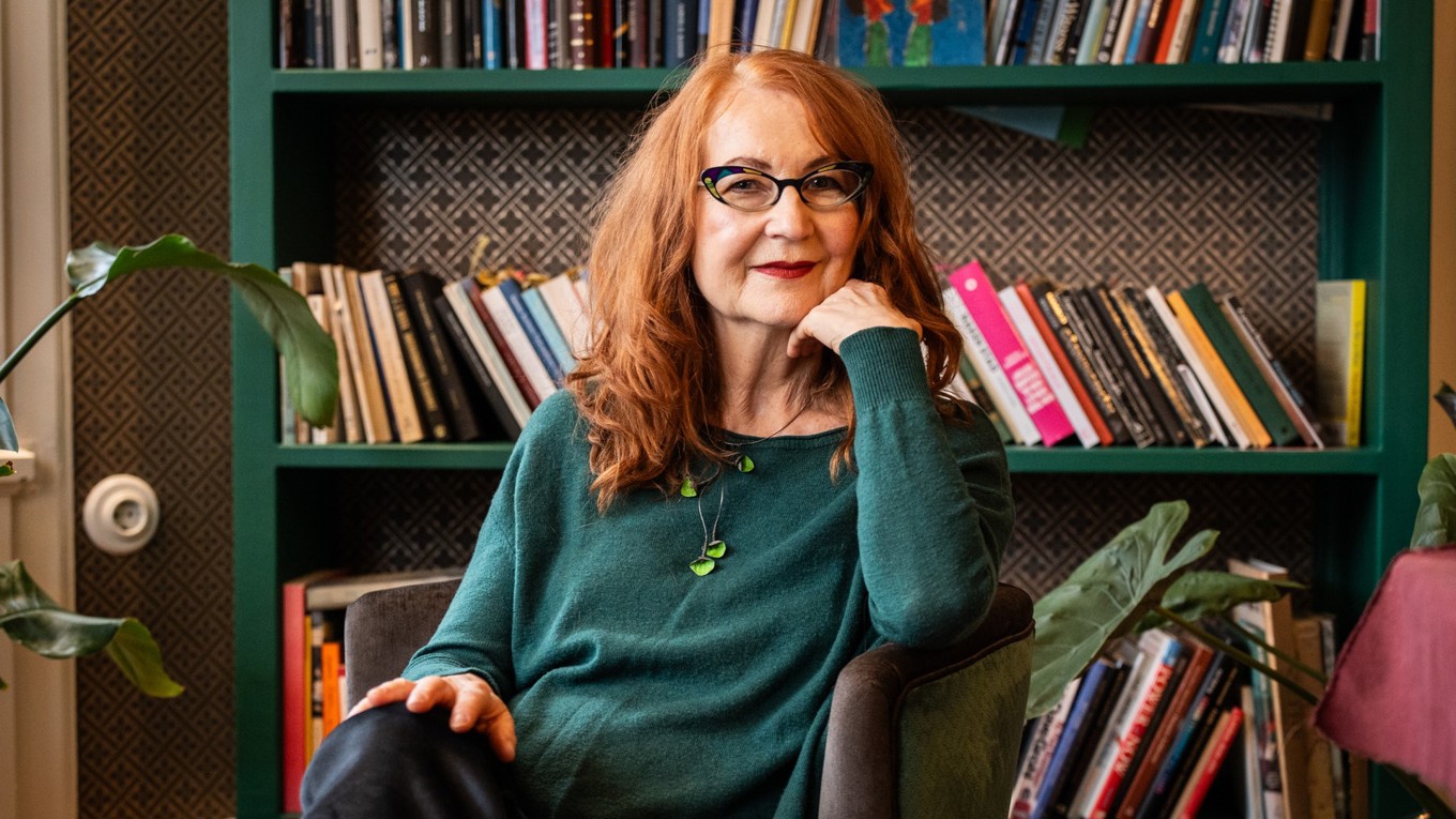 Dushdagi yalangoch qizlar fotosurati Birinchi marta yoshlar uchun porno kasting