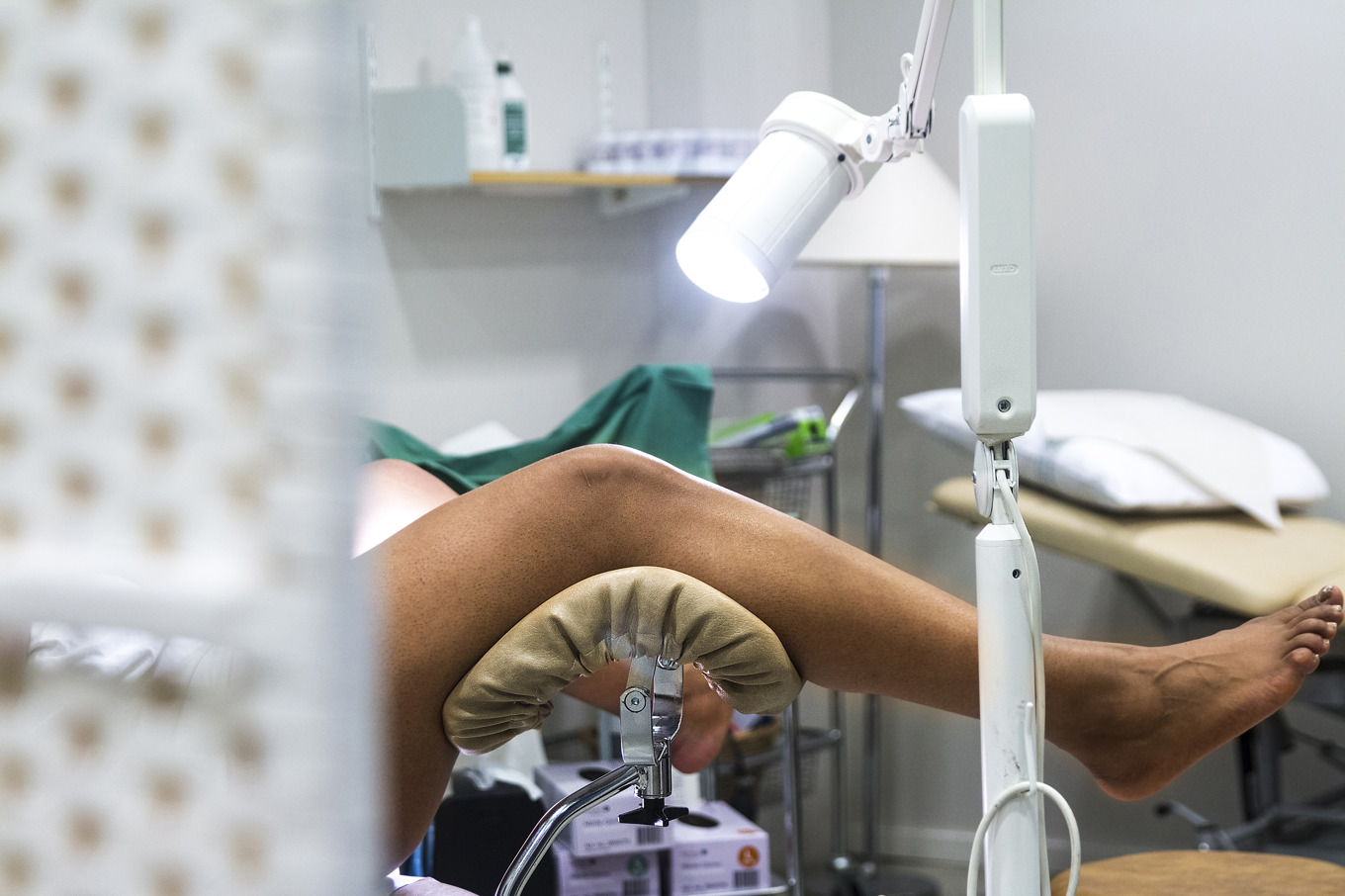 Kvinnor som blivit screenade för livmoderhalscancer med analys för cellförändringar räknas inte längre som screenade. Arkivbild. Foto: Isabell Höjman/TT