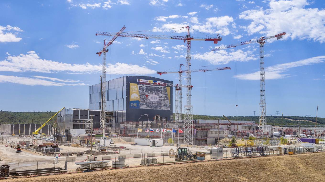 Den globala anläggningen Iter under byggnation i södra Frankrike. Foto: Rob Crandall/Shutterstock