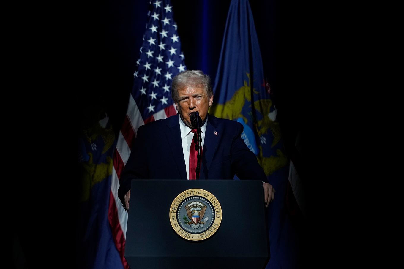 USA:s president Donald Trump under sitt tal i Detroit på tisdagen. Foto: Ryan Sun/AP/TT