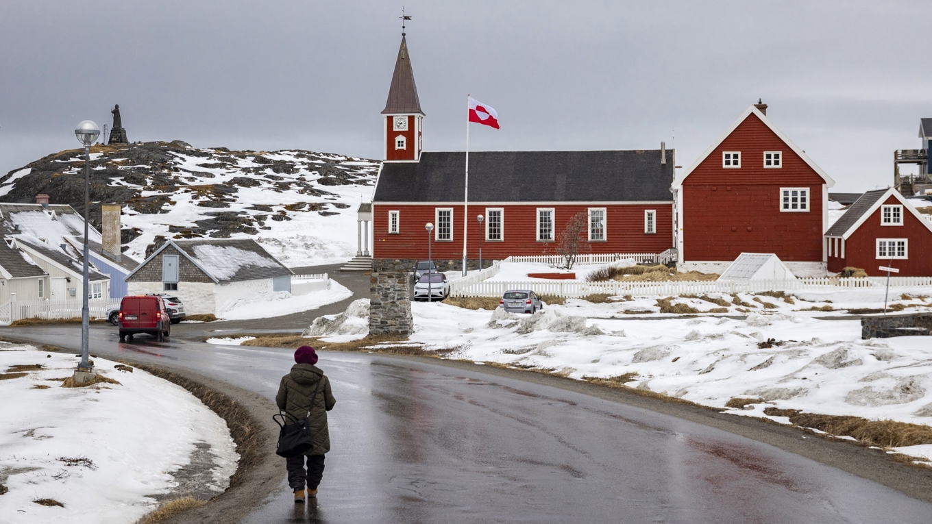Grönland har blivit centrum för det geopolitiska maktspelet. Bilden visar Grönlands huvudstad Nuuk. Foto: John Fredricks