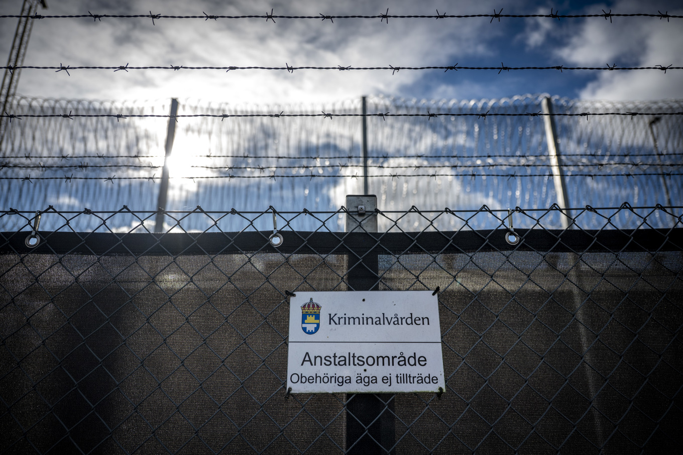 Kriminalvården ska hyra platser på fyra orter